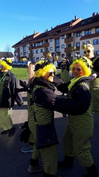 13.02.2018 Umzug in Gundelsheim-ein Tänzchen Nadine und Sue